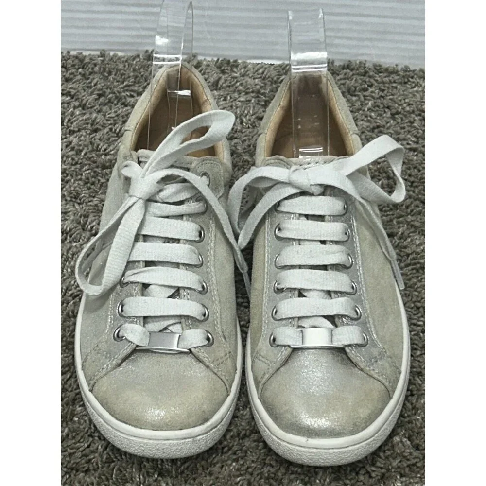 UGG Women’s Lace Up Metallic Sneaker Shoes Size 7 milo street core minimalist